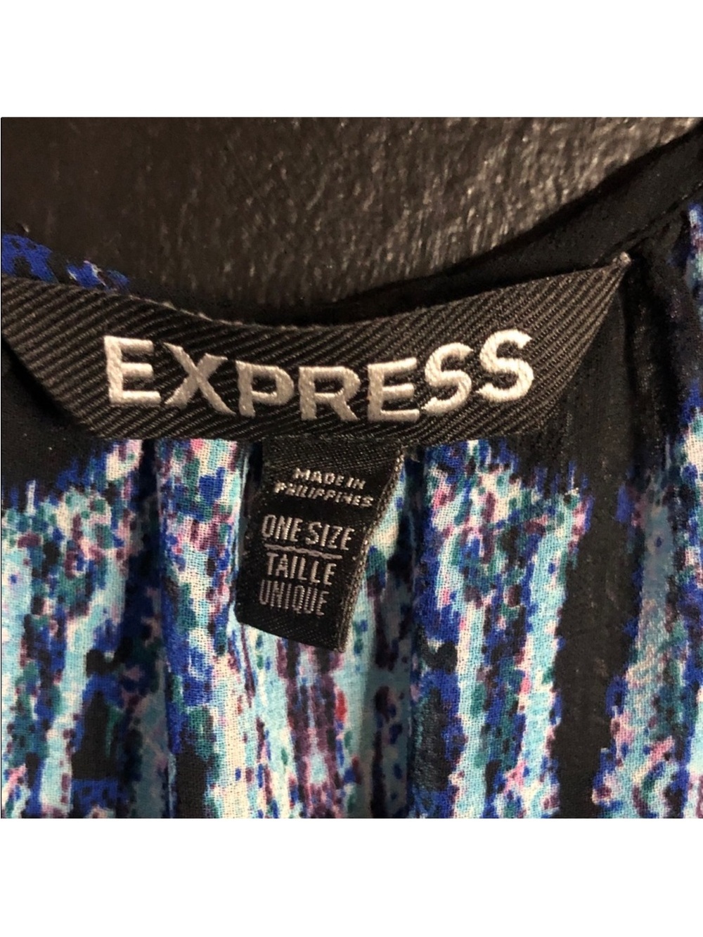 Express Open-Front Kimono in Black with Blue and Pink Print - Picture 2 of 3
